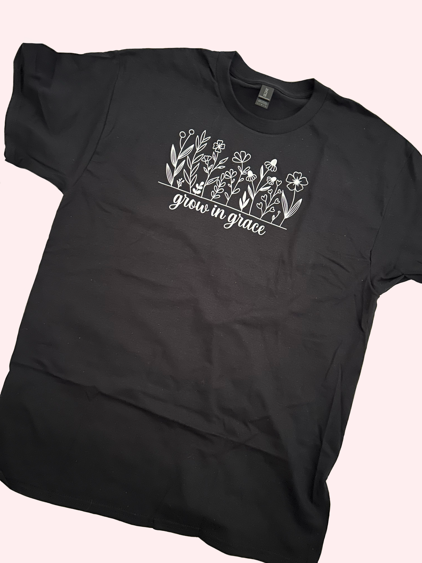 “Grow in grace” short sleeve t shirt